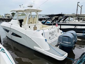 33' Regal 2019 Yacht For Sale
